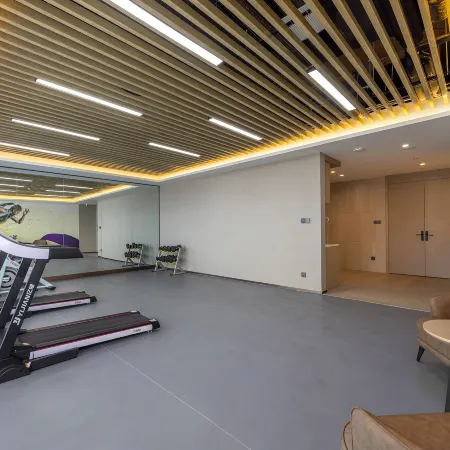 Lavande Hotel (Golmud Bayilu Underground Commercial Street Kunlun Park)