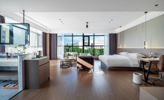 Zhaotong Courtyard Homestay (Fada Plaza)