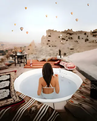 Seki Cave Suites