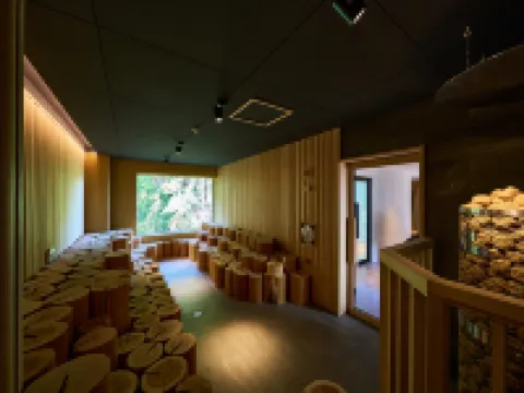 โรงแรม URARI TAKEO GARDEN TERRACE SPA RESORTS โรงแรมในทาเคโอะ