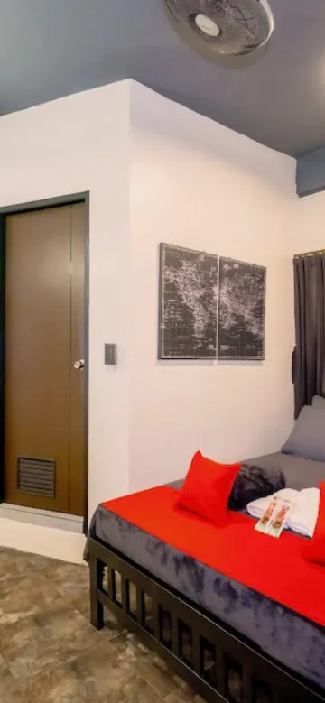 ห้องซูพีเรียร์ เตียงใหญ่ 1 เตียง