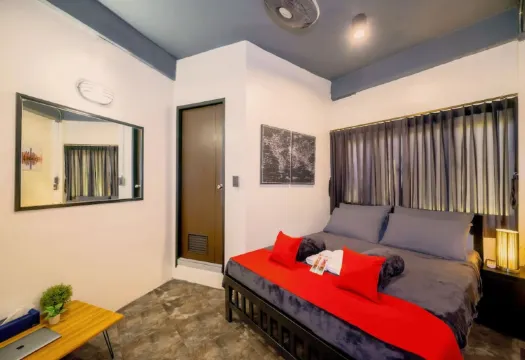 ห้องซูพีเรียร์ เตียงใหญ่ 1 เตียง