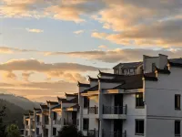 Taining Extraordinary Companion Mountain Residence - Mountain view