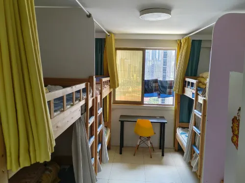 Manjuan Time Youth Hostel (Changsha Wuyi Square)