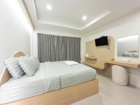 The Seathru Kohlarn Отели в г. Остров  Лан