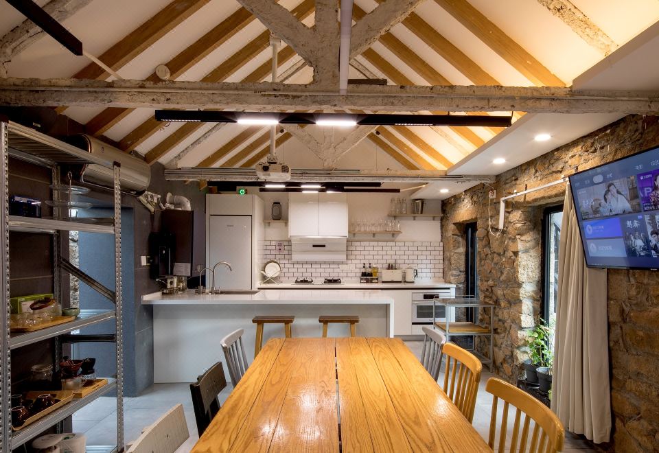 관싱탕 홀리데이 코트야드의 전통적인 안뜰 정원