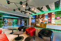 Ibis Hotel (Wanda Plaza, Hunjiang Street, Baishan) - bar