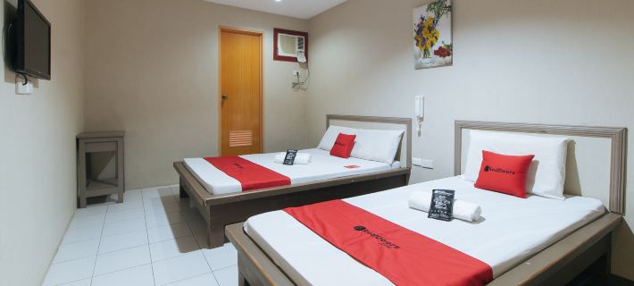 RedDoorz @ Bridgeway Hotel Tuguegarao City 카가얀 호텔
