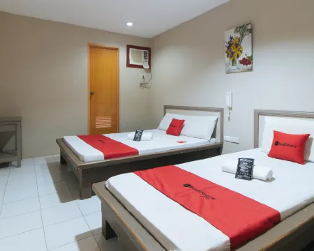 RedDoorz @ Bridgeway Hotel Tuguegarao City Hotels in Cagayan
