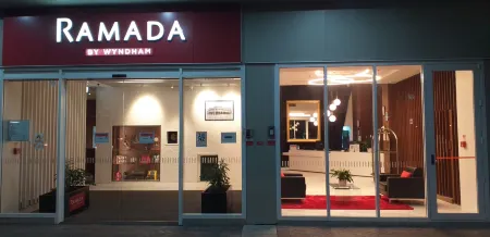 Ramada by Wyndham Hamilton City Center Отели рядом с достопримечательностью «Университет Уэйкато»