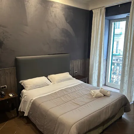Smart Hotel Station