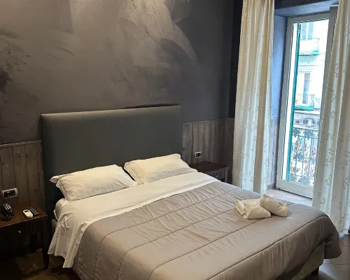 Smart Hotel Station Hotels near Central Station