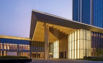 Renaissance Qingdao Hotel