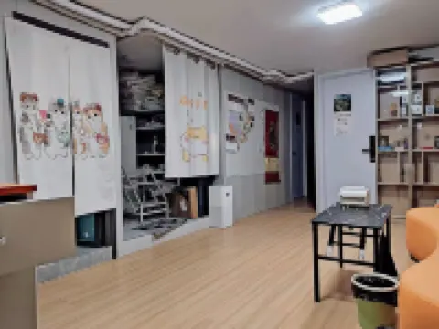 鯨魚島青年旅舍（天津之眼新開河萬達廣場店）