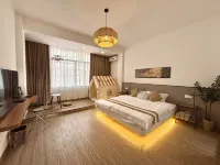 Yike Haidan · Luxury Pool Courtyard View Villa Boutique Stay (Beihai Silver Beach) - parking
