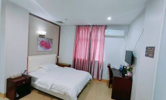 Tiantian Business Hotel