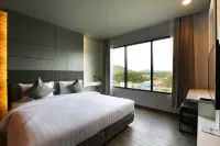 โรงแรมทีอาร์ร็อคฮิลล์