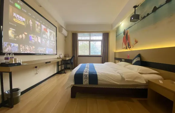 潛江速9酒店（江漢藝術學院店）