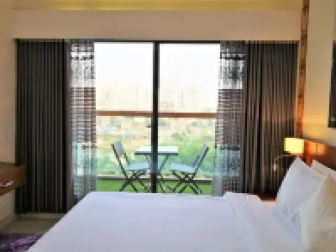 Coventina Lake Suites