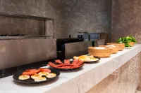 Vienna International Hotel (Leizhou Maodegong Drum City Zhanjiang) - breakfast