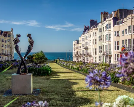 Square Townhouse Hotels in Brighton
