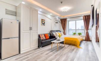 Shiguang Projection Hotel-style Apartment (Ouya Xinshenghuo)