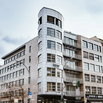 การ์เนอร์ โฮเทล เบอร์ลิน-เชินเนอแบร์ก บาย IHG โรงแรมใกล้อาคารไรชส์ทาค