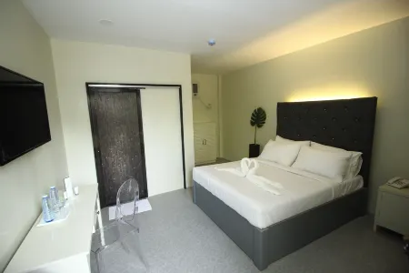 The Paragon Hotel and Restaurant Cotabato City Отели в г. Котабато