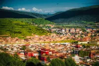 Ngawa County Zunge Zhouyue Hotel - Mountain view