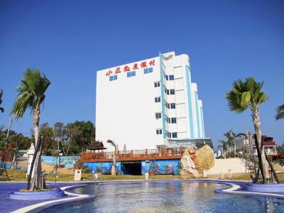 Clown Fish Resort