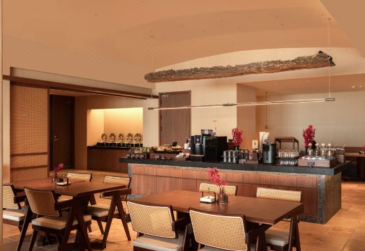 아투어 호텔 객실 내부