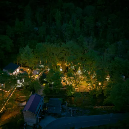 Hidden Creek Forest Inn