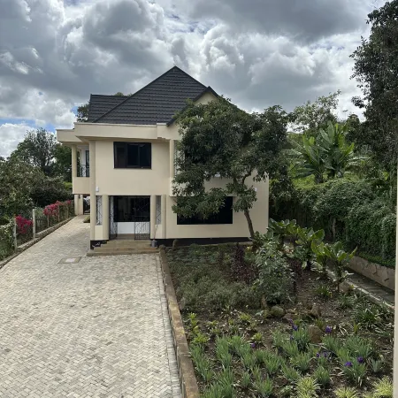 Nakuru Bamboo Hut Guest house