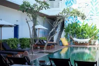 Dip & Doze Living Các khách sạn ở 