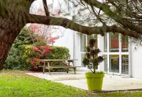 B&B Hôtel Evry-Lisses (2) Hotels in Mennecy