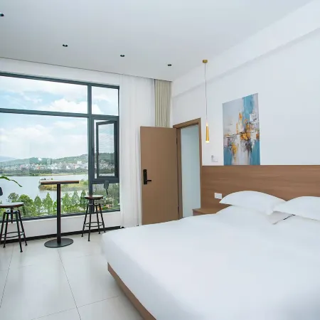Maitreya Qingshui Yunshe Hot Spring Homestay