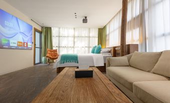 Youlanju Courtyard Hotel (Xiangyang Ancient City Shengshi Tangcheng Branch)