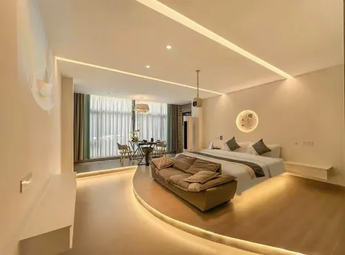 Shiguang Hotel (Longhua Subway Station Branch)