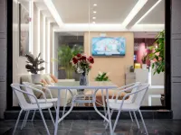 Huangguoshu Qianyi Tour · Light Enjoy Hotel
