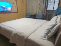 Huoqiu Express Hotel