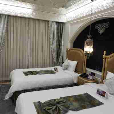Simorgh Hotel Rooms