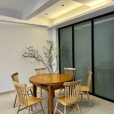 Fumeng Yuehe River View Homestay