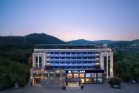 TOWO Shangpin Hotel (Changsha Yuelu Mountain University District) Hotel in zona Central South University Gymnasium
