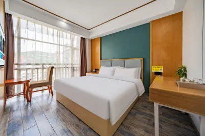 Zhongxian Qiaolin Excellence E-sport Theme Hotel