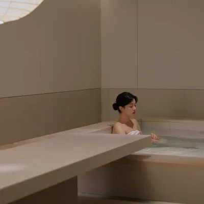 Ondo Hotel and Spa Seoul Jongro by Aank Các khách sạn gần Quảng trường Berlin Square