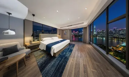 Yipin Hotel (Liuzhou Five Star Pedestrian Street)