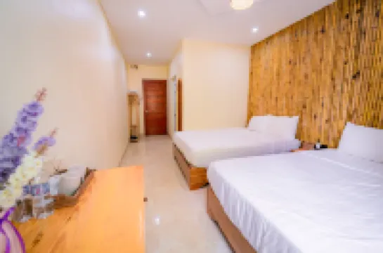 Trang An Freedom Hood