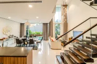 Senerity Sky Villas By Luminous Luxury Apartment