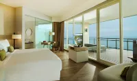 Hotel Santika Premiere Beach Resort Belitung فنادق في Keciput