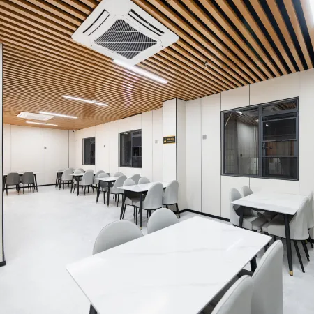 Jiyun Hotel (Quanzhou Jinjiang International Airport Wudianshi Traditional Blocks)